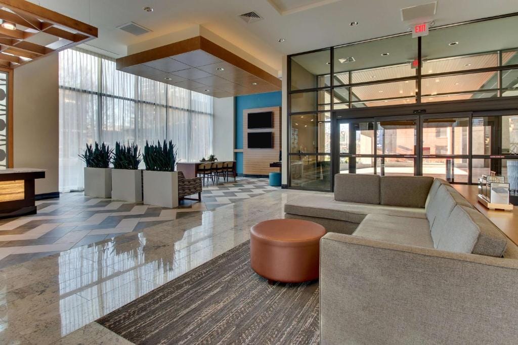 Drury Plaza Hotel Nashville Downtown — 5