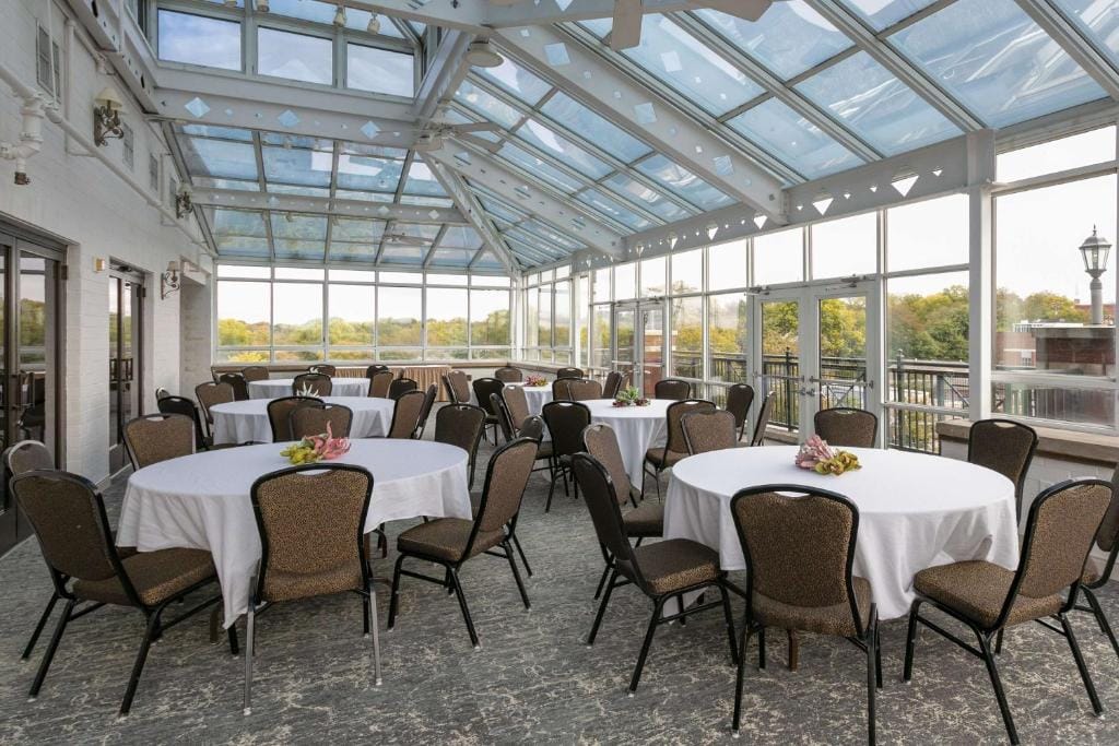 Hampton Inn & Suites Nashville-Green Hills — 5