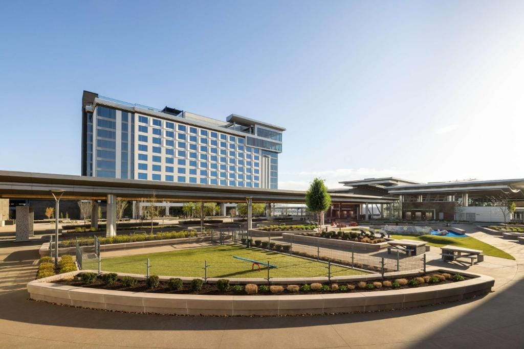 Hilton BNA Nashville Airport Terminal — 1