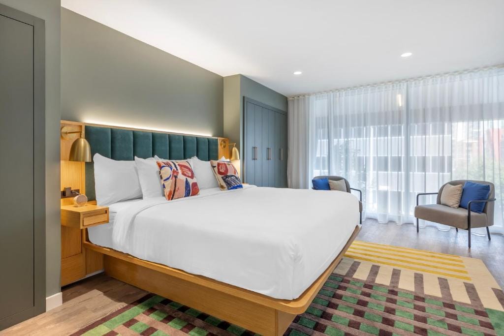Motif Nashville's Hotel on Music Row — 2