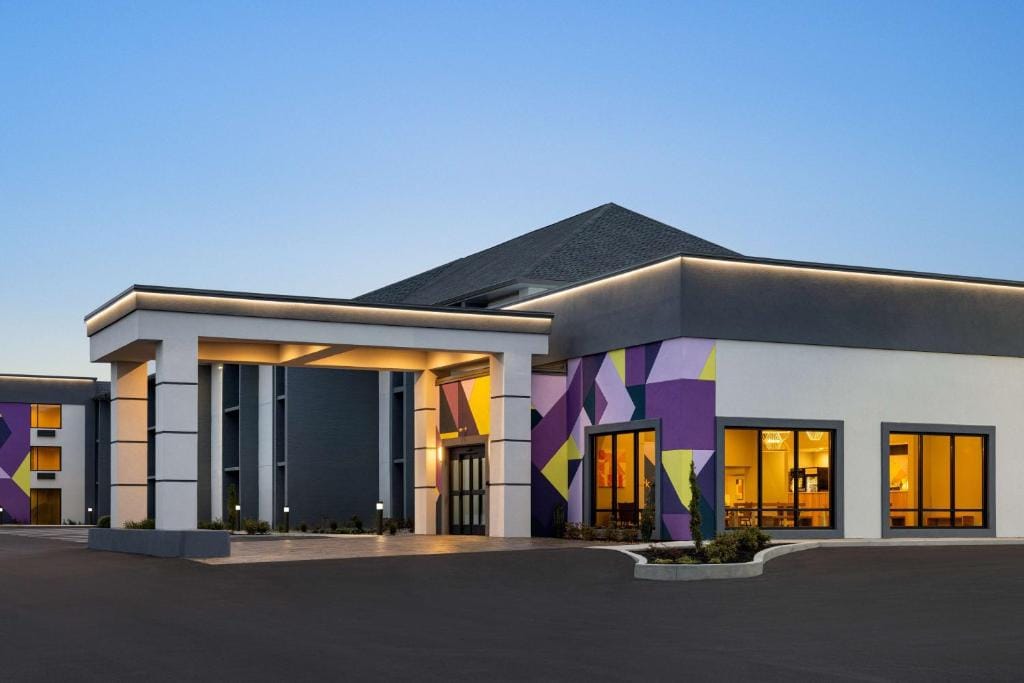 Spark By Hilton Nashville At Opryland — 4