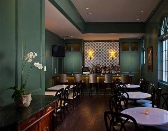 Hotel Provincial — 5