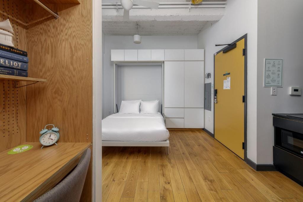 Placemakr Wall Street — 4