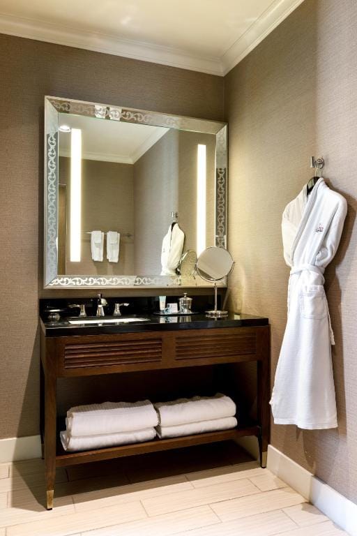 Ambassador Hotel Oklahoma City, Autograph Collection — 2