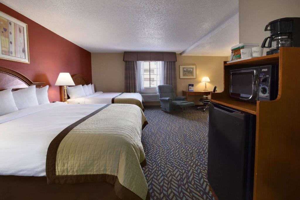 Baymont by Wyndham Oklahoma City Airport — 2