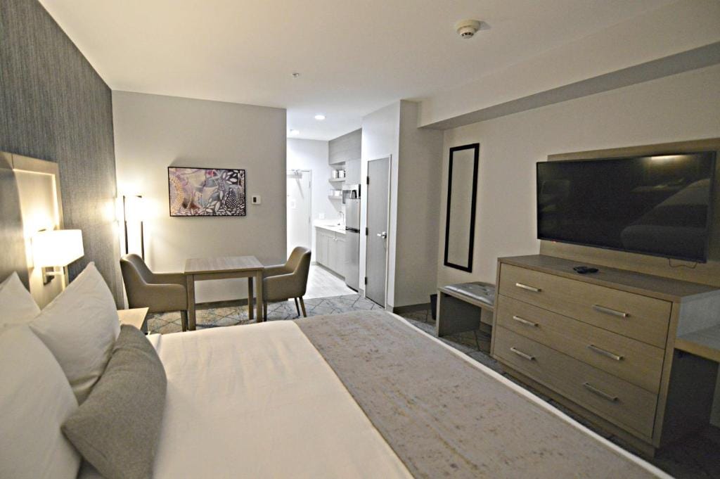 Best Western Plus Executive Residency Oklahoma City I-35 — 5