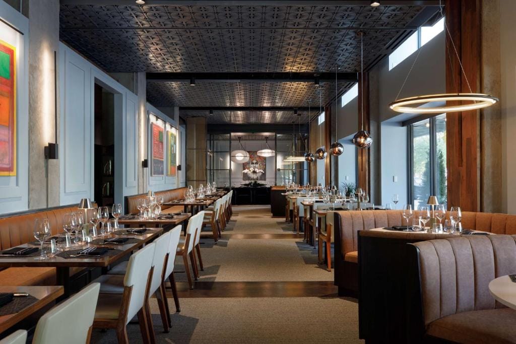 Colcord Hotel Oklahoma City, Curio Collection by Hilton — 2