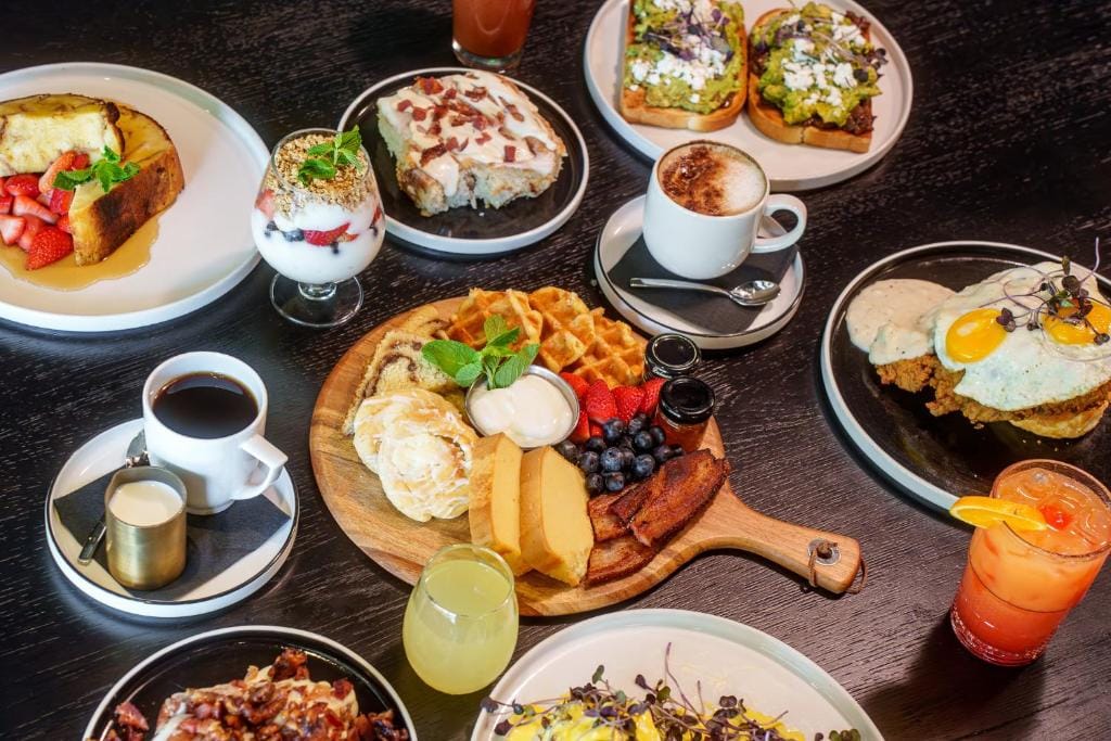 Colcord Hotel Oklahoma City, Curio Collection by Hilton — 4