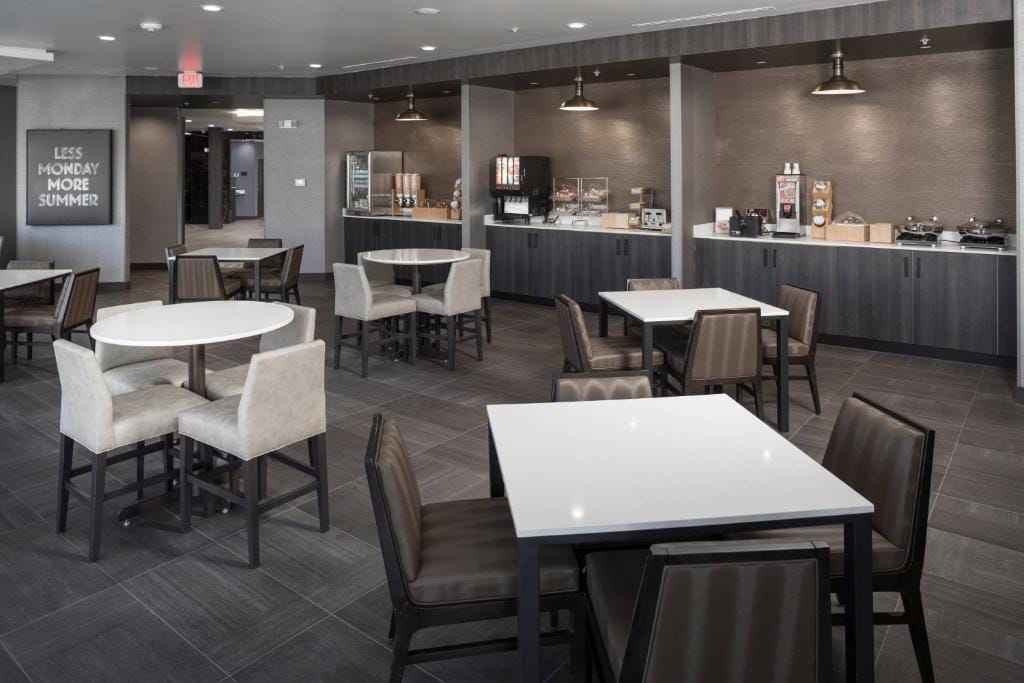 Fairfield Inn & Suites by Marriott Oklahoma City Downtown — 4