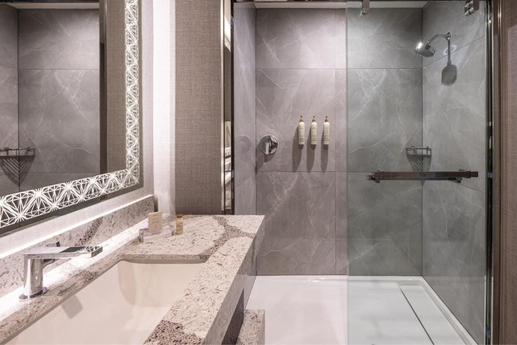 Renaissance Oklahoma City Downtown Bricktown Hotel — 3