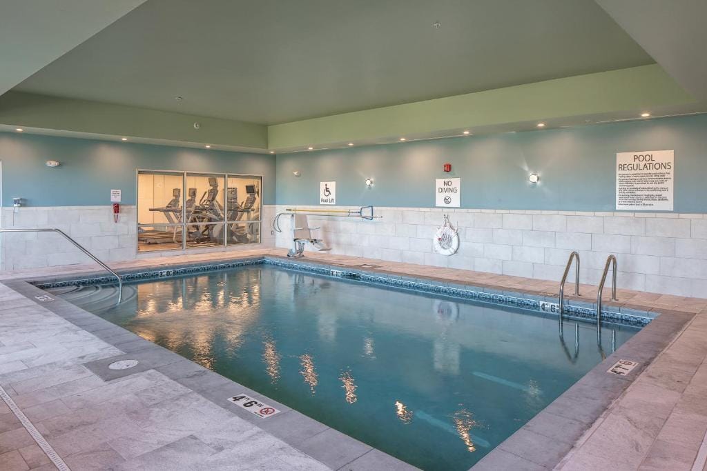 Holiday Inn Express & Suites - West Omaha - Elkhorn by IHG — 3