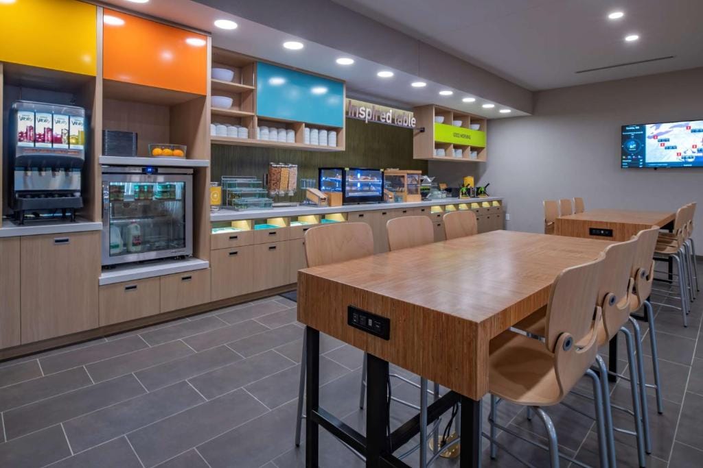 Home2 Suites by Hilton Omaha I-80 at 72nd Street, NE — 5