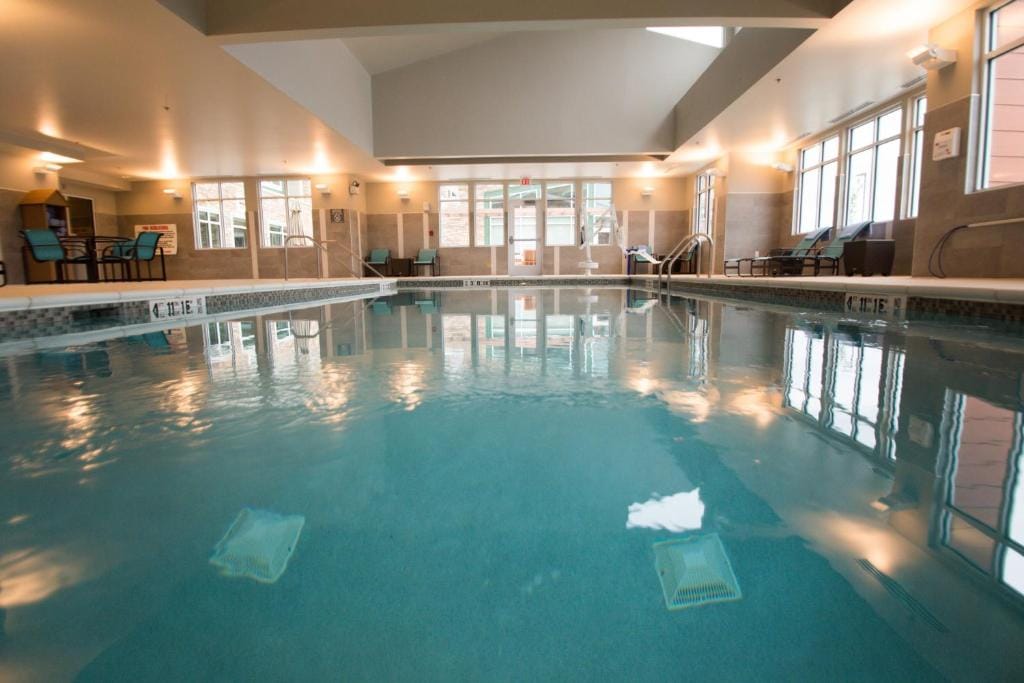 Residence Inn by Marriott Omaha West — 4
