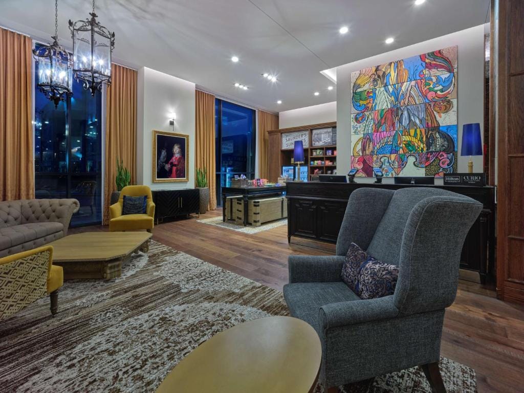 The Peregrine Omaha Downtown Curio Collection By Hilton — 1