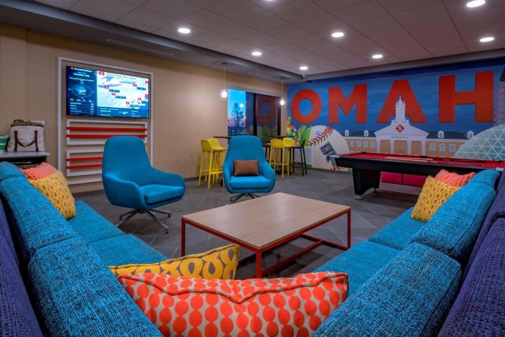Tru By Hilton Omaha I 80 At 72Nd Street, Ne — 1