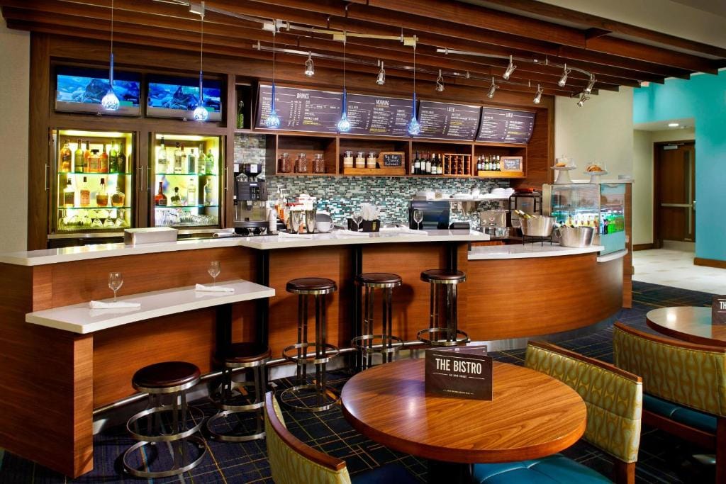 Courtyard by Marriott Orlando Lake Nona — 5