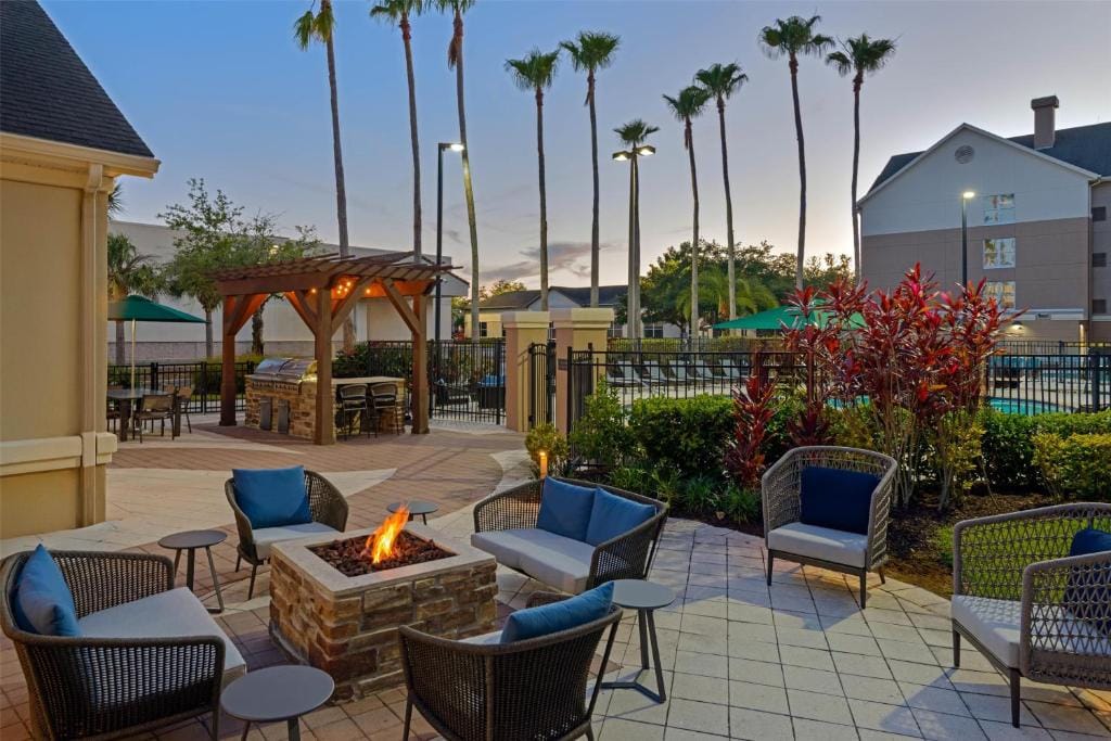Homewood Suites by Hilton Orlando-UCF Area — 3
