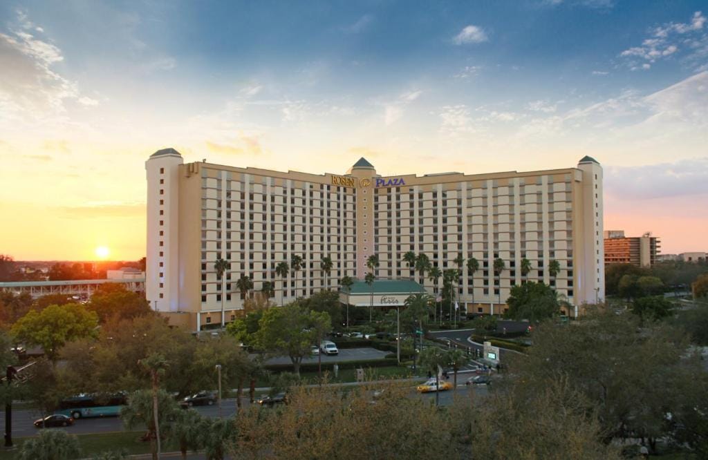 Rosen Plaza Hotel Orlando Convention Center — 4