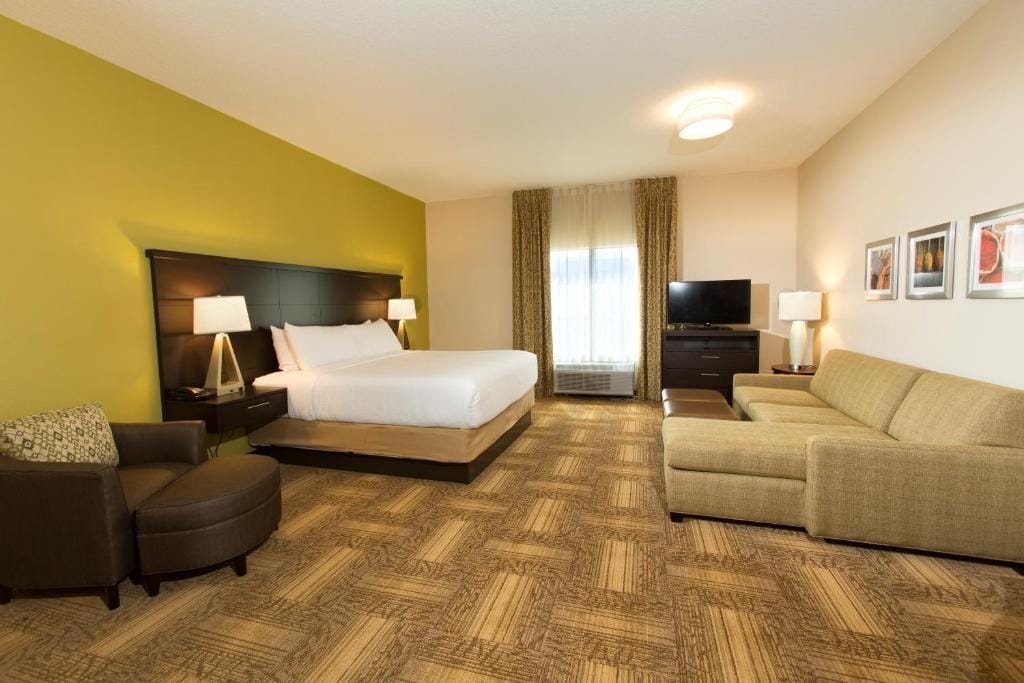 Staybridge Suites Orlando at SeaWorld by IHG - Free Breakfast & Shuttle to SeaWorld Parks — 4