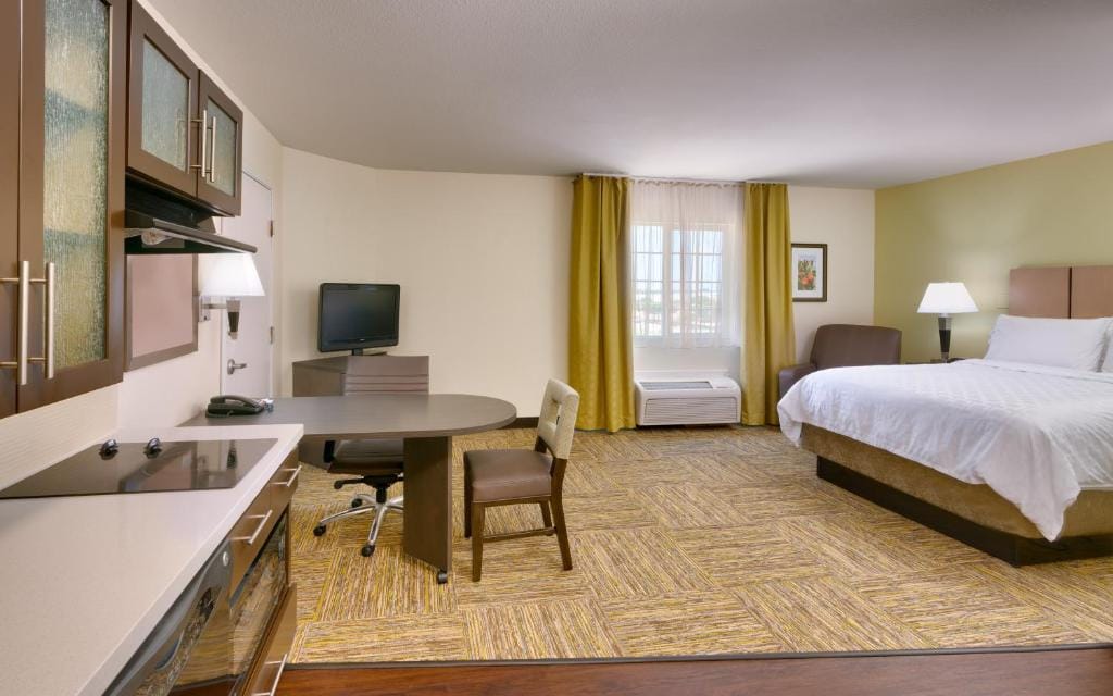Candlewood Suites Plano East by IHG — 2