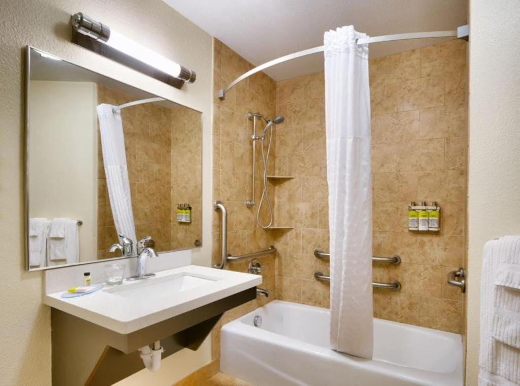 Candlewood Suites Plano East by IHG — 3