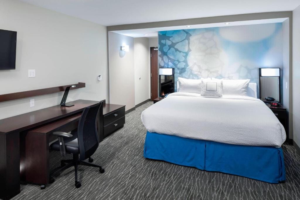 Courtyard by Marriott Dallas Plano/Richardson — 2