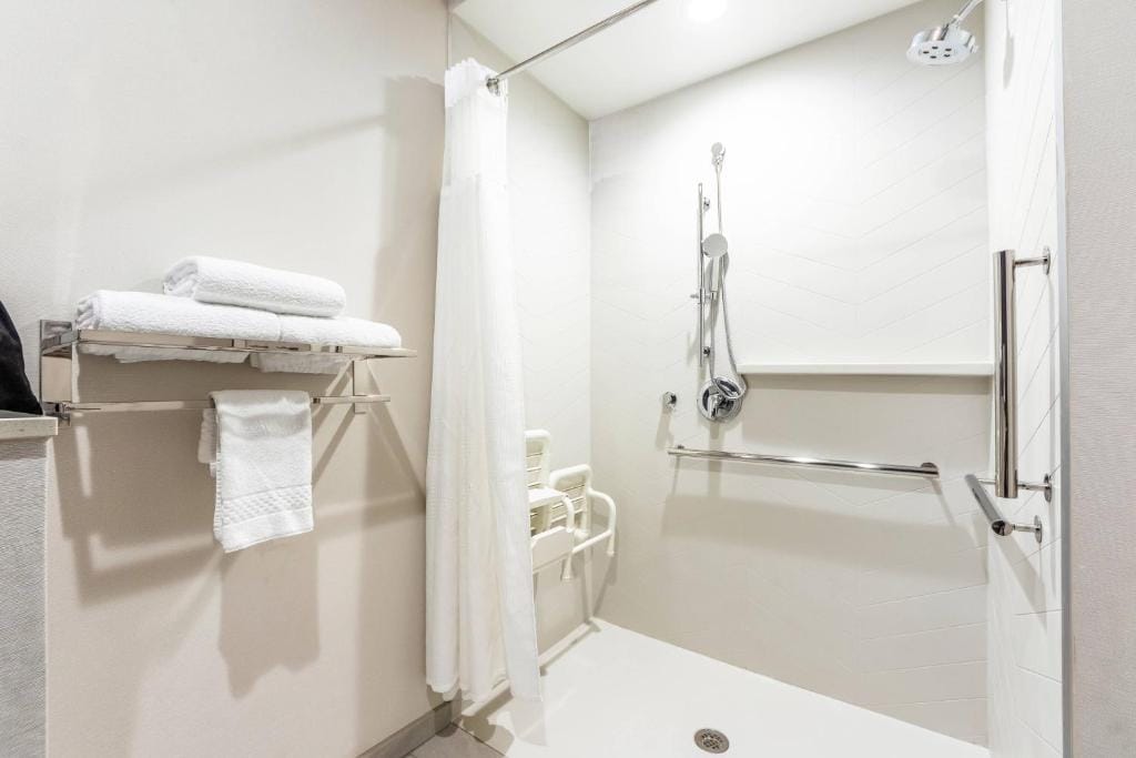 Fairfield Inn & Suites by Marriott Dallas Plano/Frisco — 3