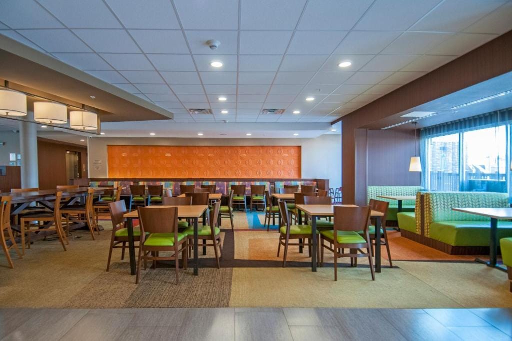 Fairfield Inn & Suites by Marriott Dallas Plano North — 5