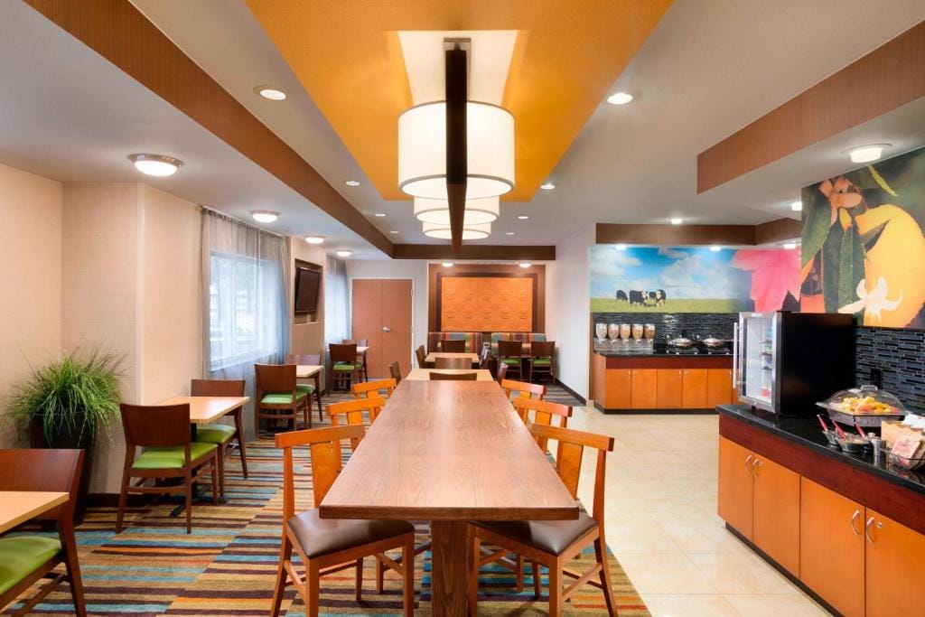 Fairfield Inn & Suites by Marriott Dallas Plano West — 5