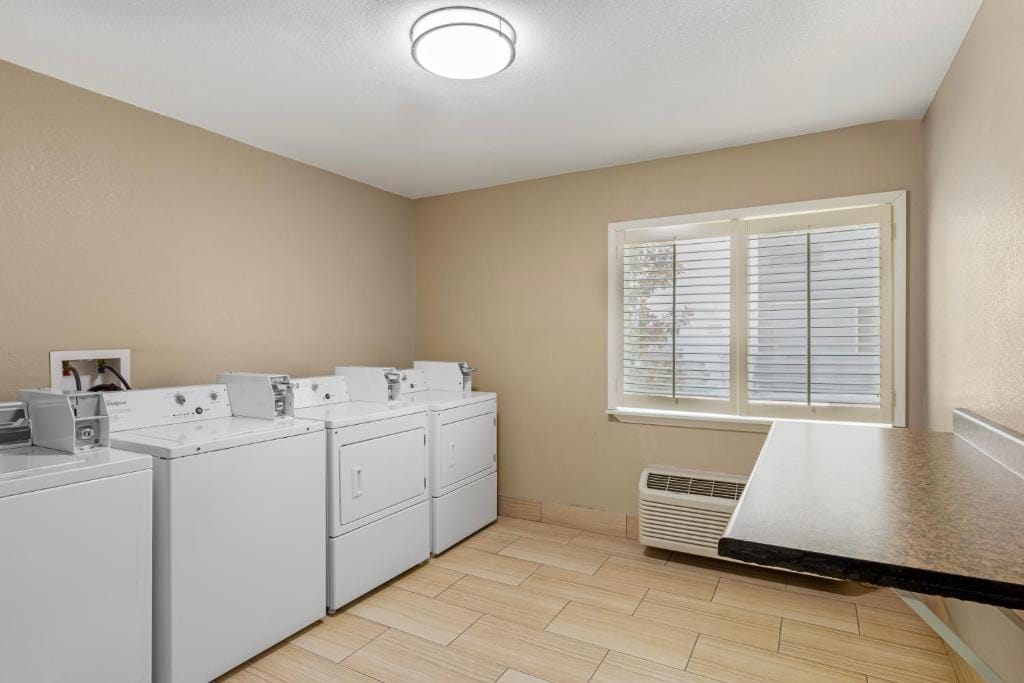 Quality Inn & Suites Plano East - Richardson — 2