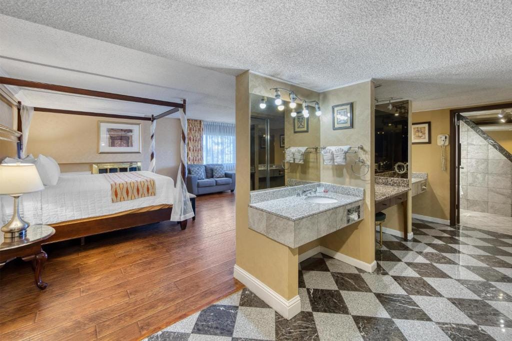 SureStay Plus Hotel by Best Western Reno Airport — 3
