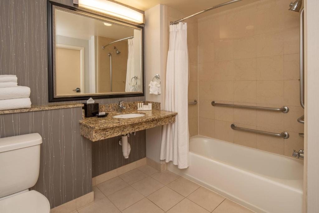 Courtyard by Marriott Sacramento Cal Expo — 3