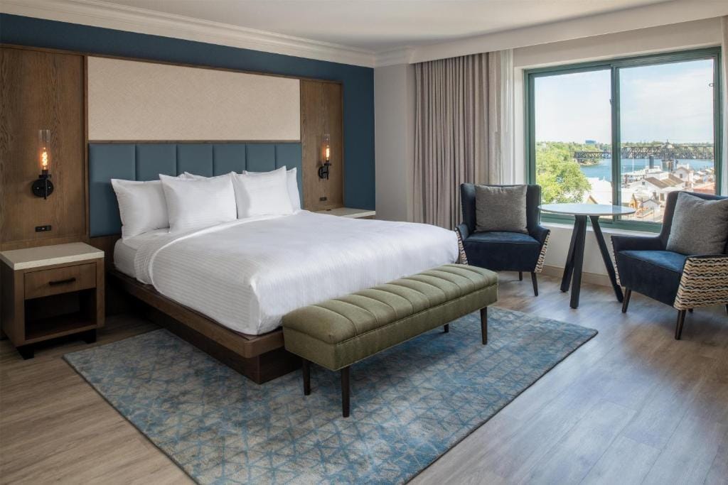Embassy Suites by Hilton Sacramento Riverfront Promenade — 2