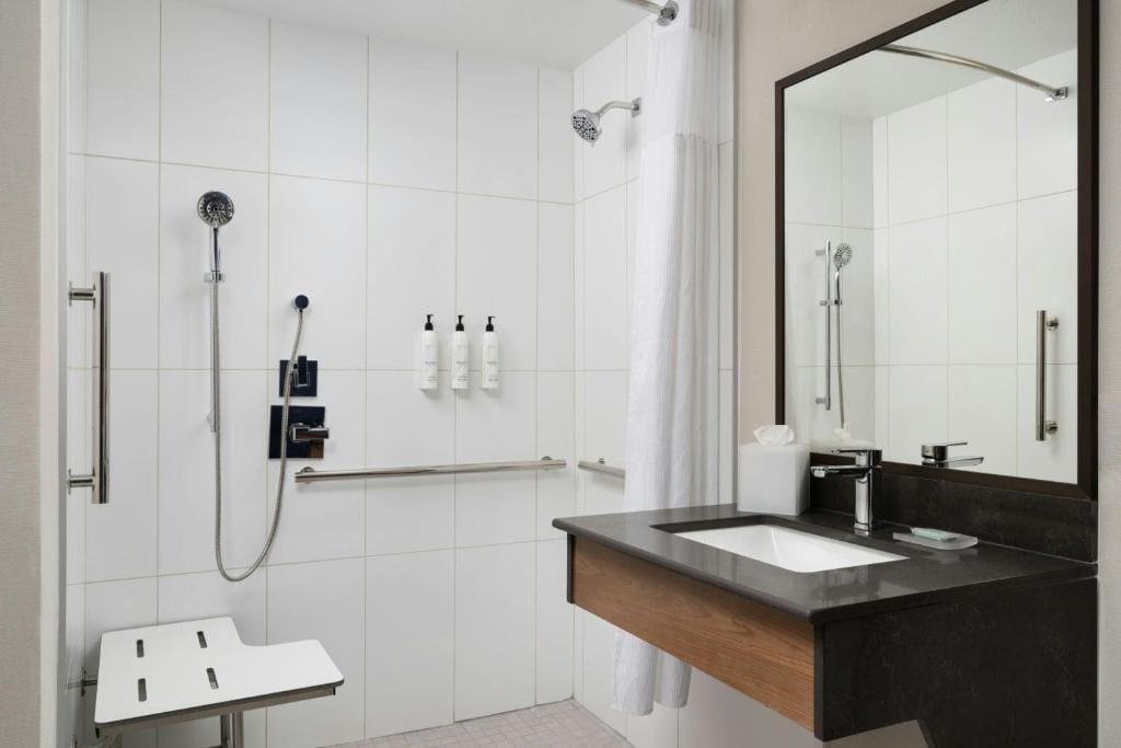 Fairfield Inn and Suites Sacramento Airport Natomas — 3