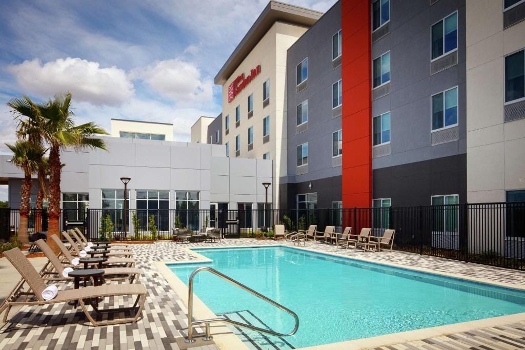 Hilton Garden Inn Sacramento Airport Natomas — 4