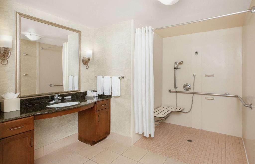 Homewood Suites by Hilton Sacramento Airport-Natomas — 3