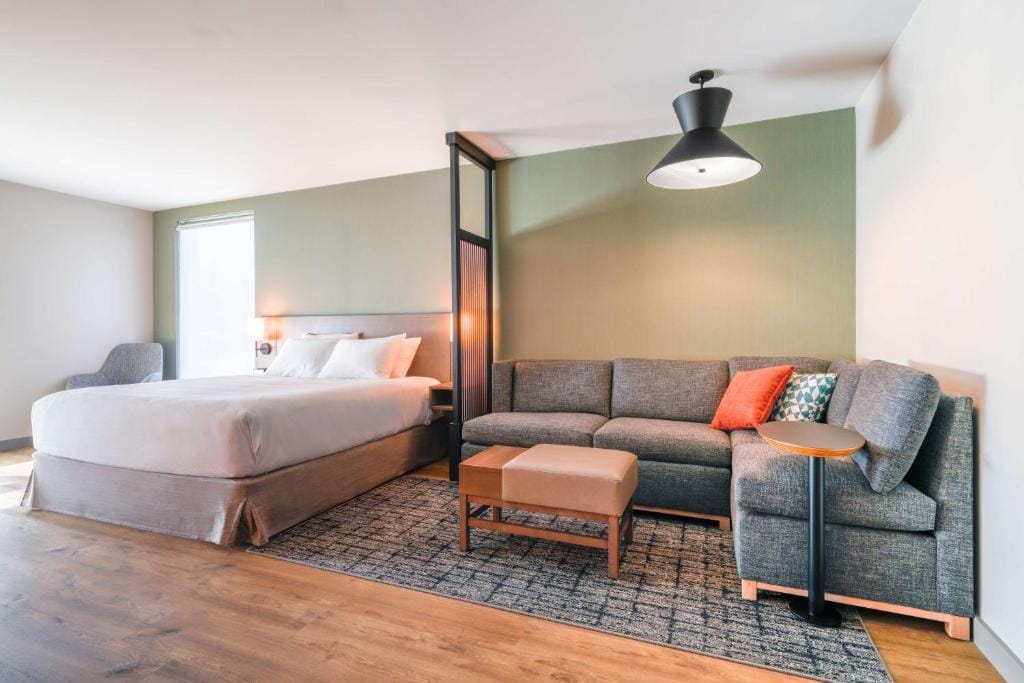 Hyatt Place Sacramento International Airport — 4