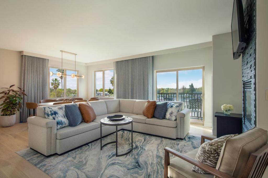 The Westin Sacramento Riverfront Hotel & Spa — 2