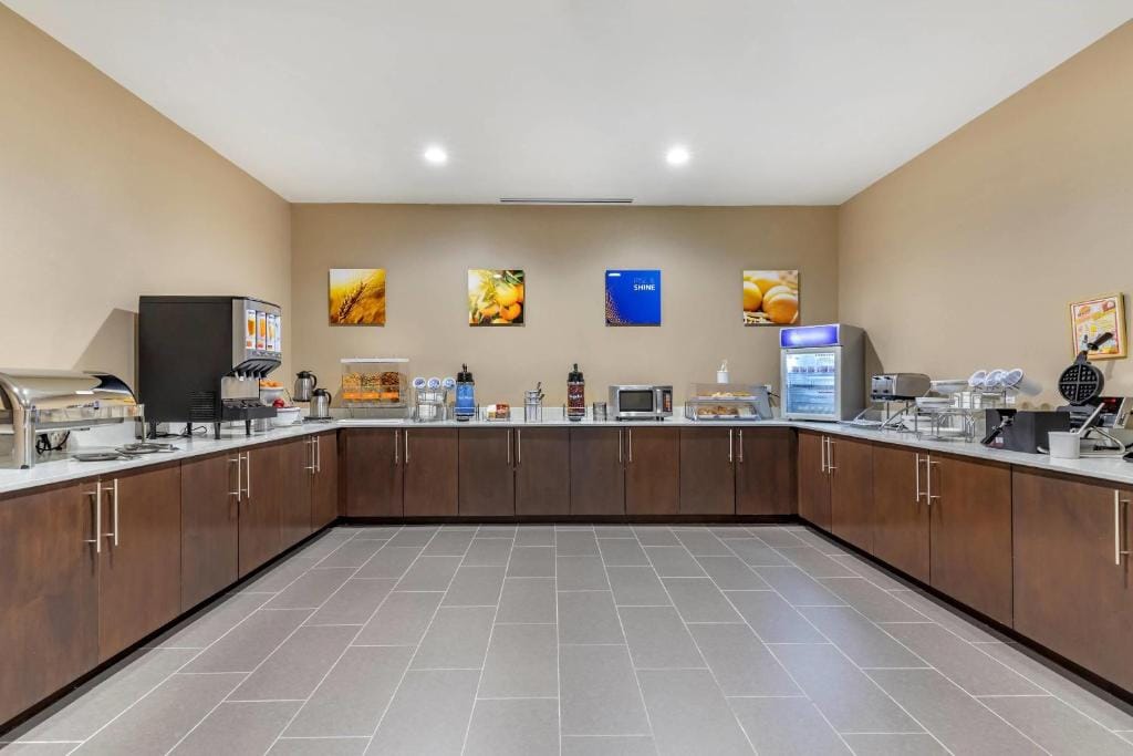 Comfort Suites San Antonio Ft Sam Houston-SAMMC Area — 5