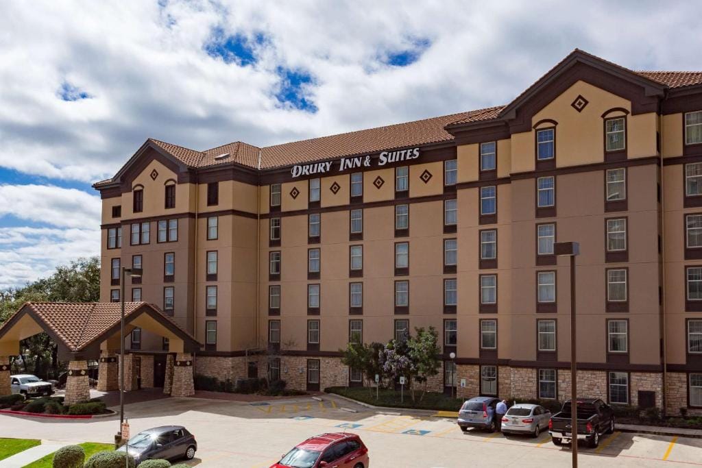 Drury Inn & Suites San Antonio North Stone Oak — 1