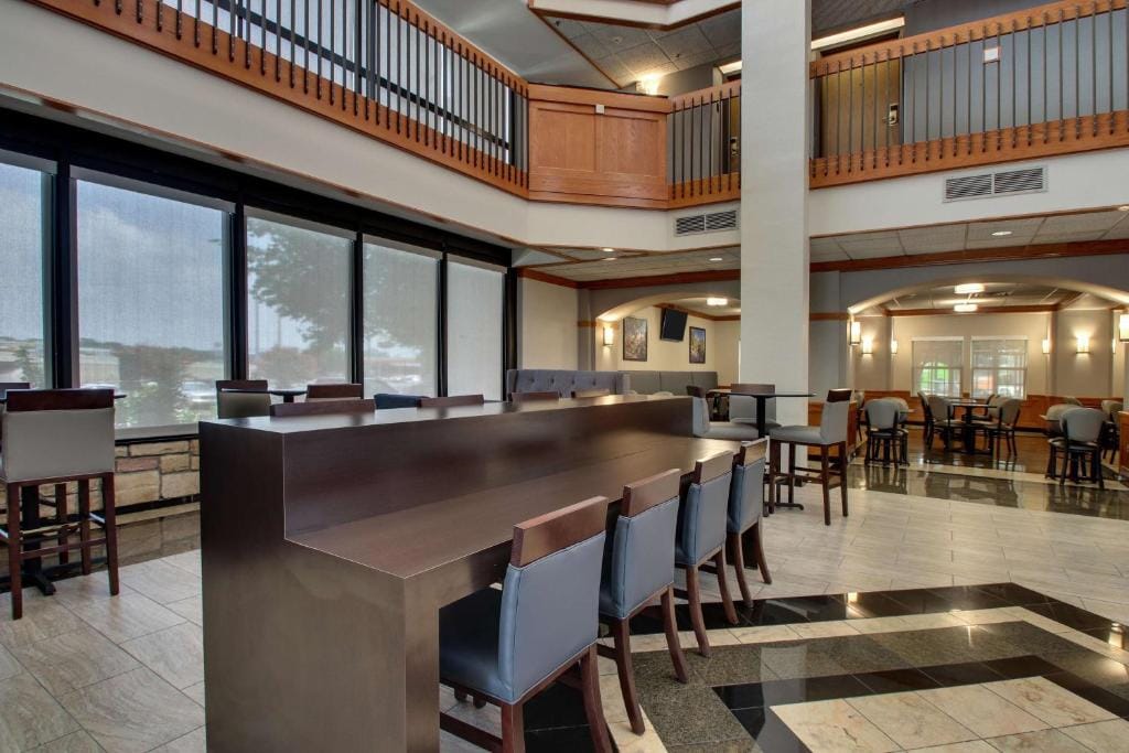 Drury Inn & Suites San Antonio Northwest Medical Center — 4
