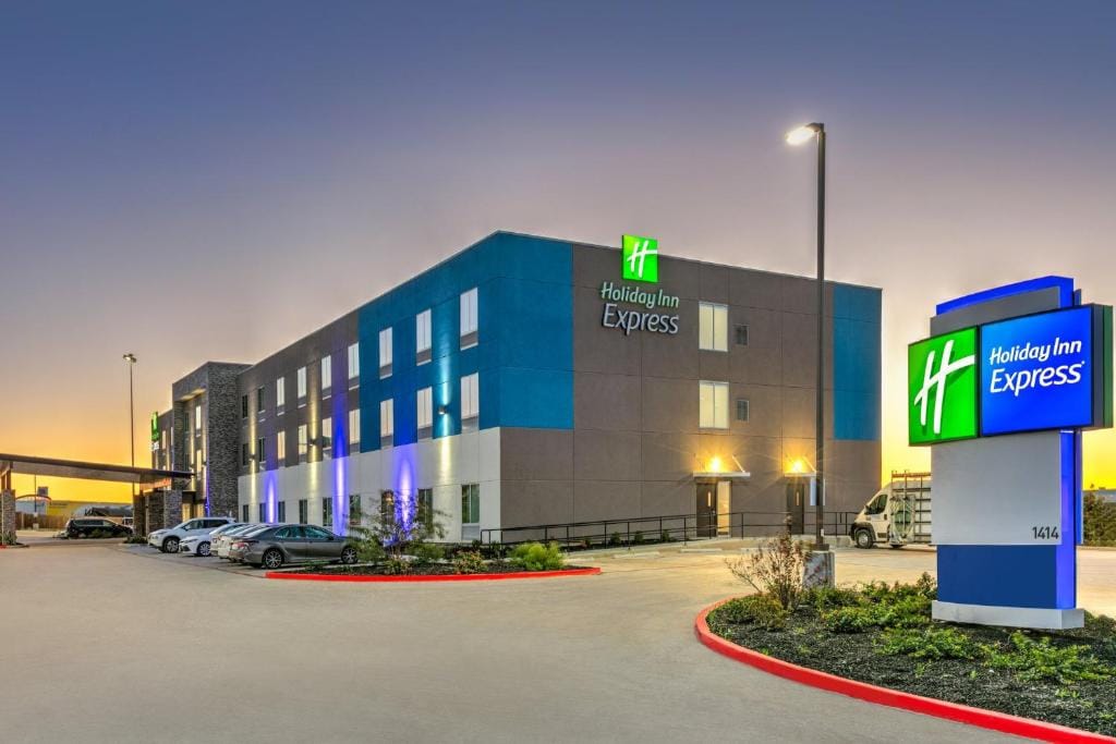 Holiday Inn Express - San Antonio East I-10 by IHG — 1
