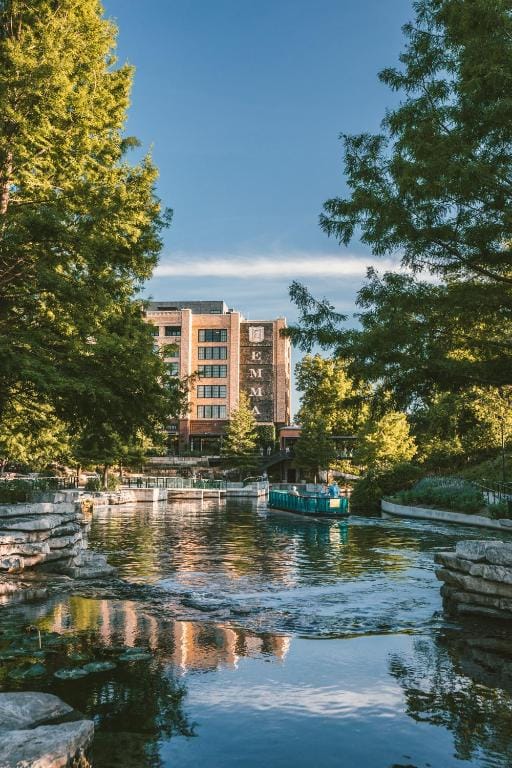 Hotel Emma at Pearl on the Riverwalk — 4