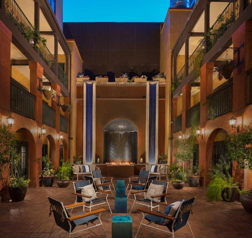 Hotel Valencia Riverwalk — 5