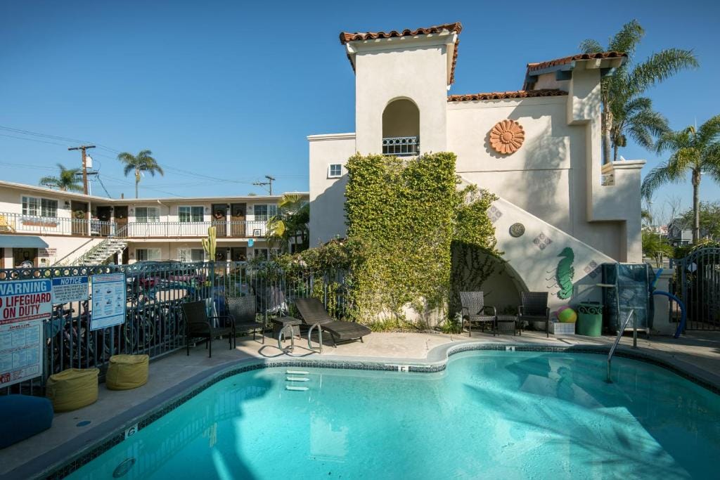 Crown City Inn Coronado — 4
