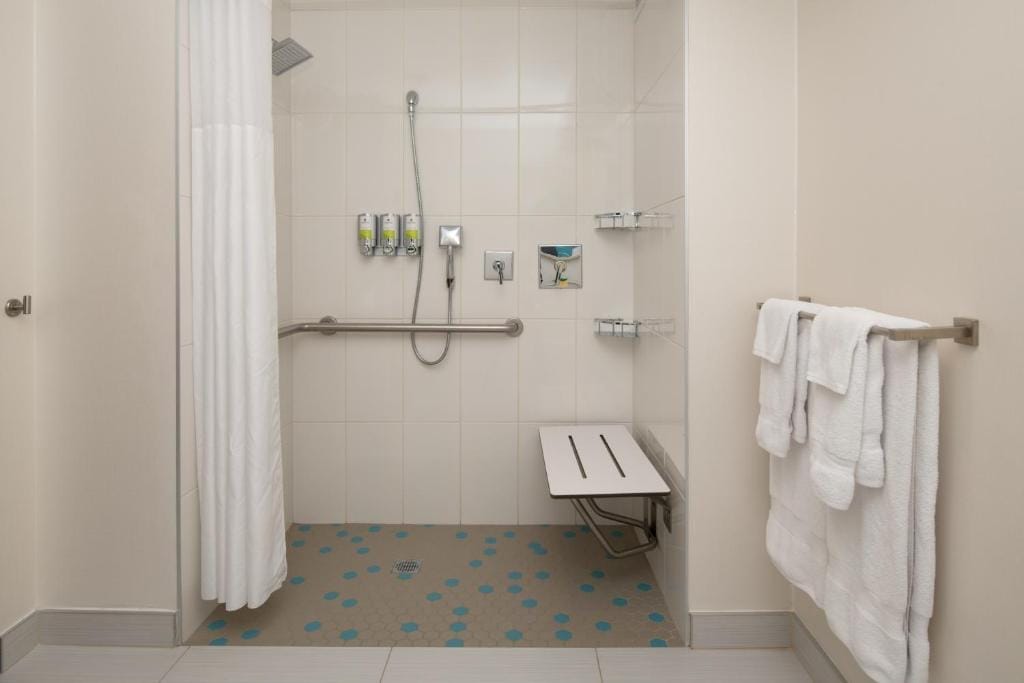 Hotel Z - Gaslamp San Diego — 3