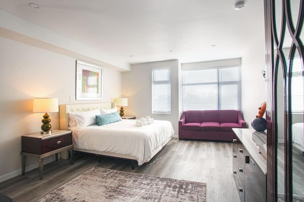 Luxurious Studio in Heart of San Diego w Cali King — 2