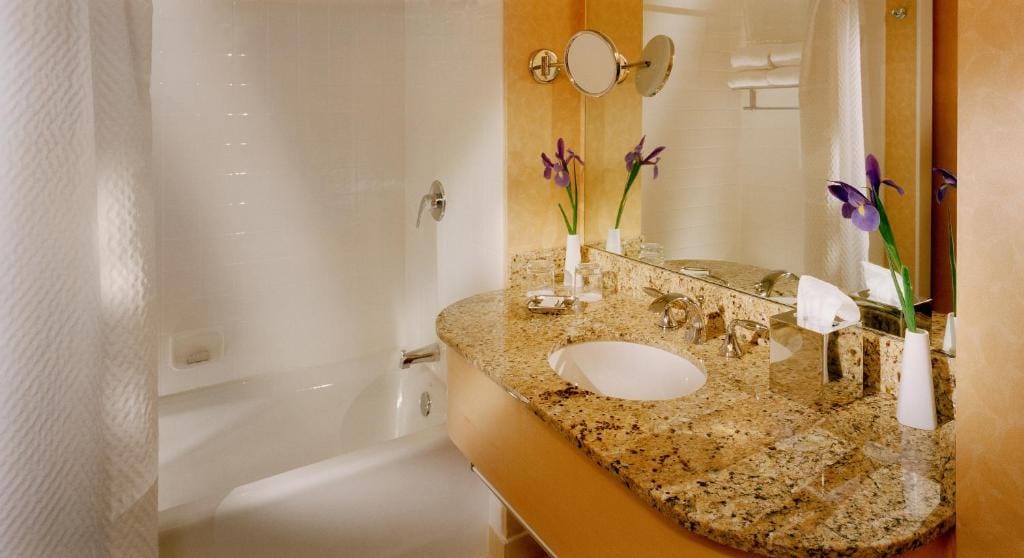 Orchard Garden Hotel — 3