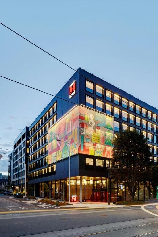 citizenM Seattle South Lake — 3