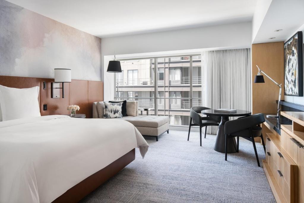 Four Seasons Hotel Seattle — 2